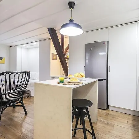 Portucale ! Bairro Alto Loft Apartment